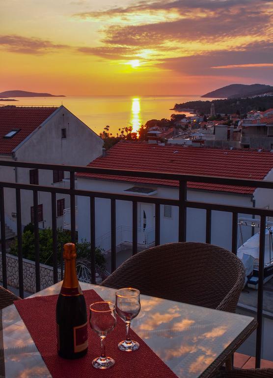 Apartments Viskovic Hvar Town Bilik gambar