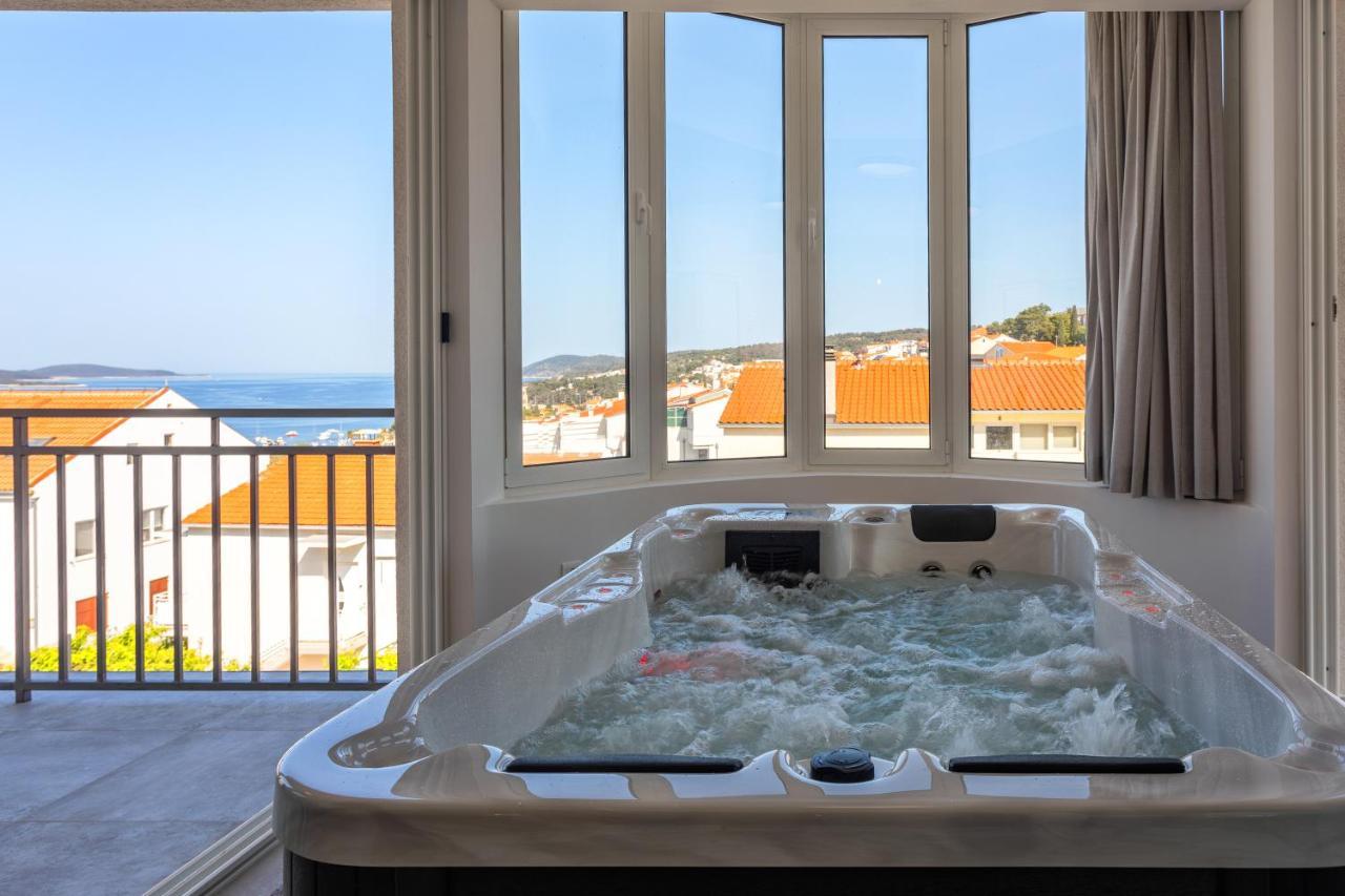 Apartments Viskovic Hvar Town Luaran gambar